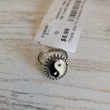 BL/WH,6,YIN YANG RING