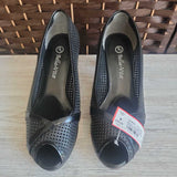 BLACK,8.5,PEEP TOE SANDALS/HEELS