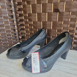 BLACK,8.5,PEEP TOE SANDALS/HEELS