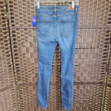 BLUE,5,JEANS