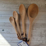 TAN, WOODEN MEASURING SPOONS