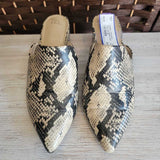 BL/TAN,9,ANIMAL PRINT CLOGS