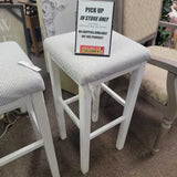 WHITE, BACKLESS STOOL