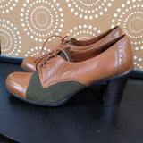 NATURALIZER,BROWN/GREEN,10M,2 TONED TIE HEELS