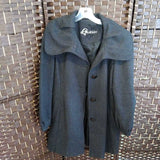 GRAY,LARGE,COAT