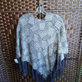 NN,GREY WHITE,OS,PONCHO