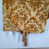 GOLD, TABLE RUNNER