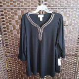 BLACK/SIL,XL,EMBELLISHED NECKLINE TOP