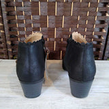 BLACK,8.5,ANKLE BOOTS W SCALLOP