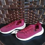 MAROON,8,MEMORY FOAM TENNISHOES