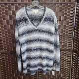 BL/WH,LARGE,STRIPED SWEATER