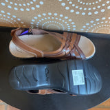 Clarks,Brn ,5.5,Leather