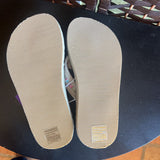 Sketchers,Tan/Pink Flowers,5,Sandals