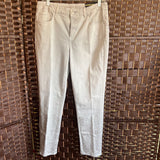 Chico,Gry,0.5,Slvr bottom