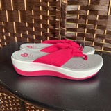 Clarks,Pink/Gr,5,Cloudsteppers Thongs