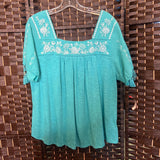 Time & Tru,Green,Large,Embroidered Top