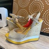 Elle,Tan/Yellow,9,Sandals